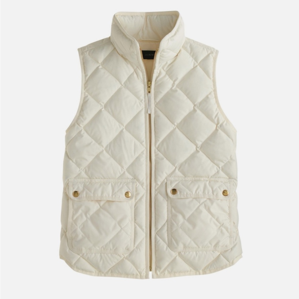 J. Crew excursion ivory, quilted, puffer vest size medium